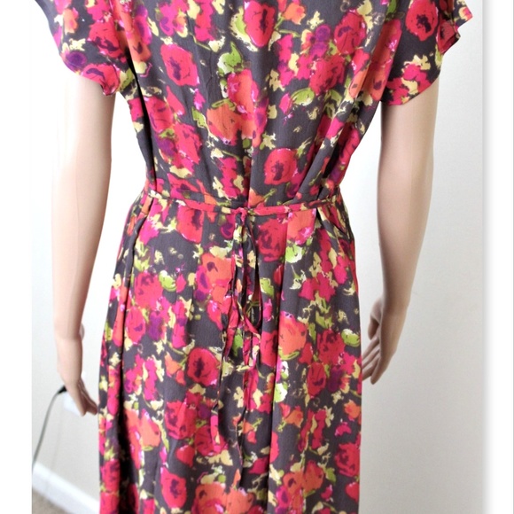 Maxi - Picture 7 of 8